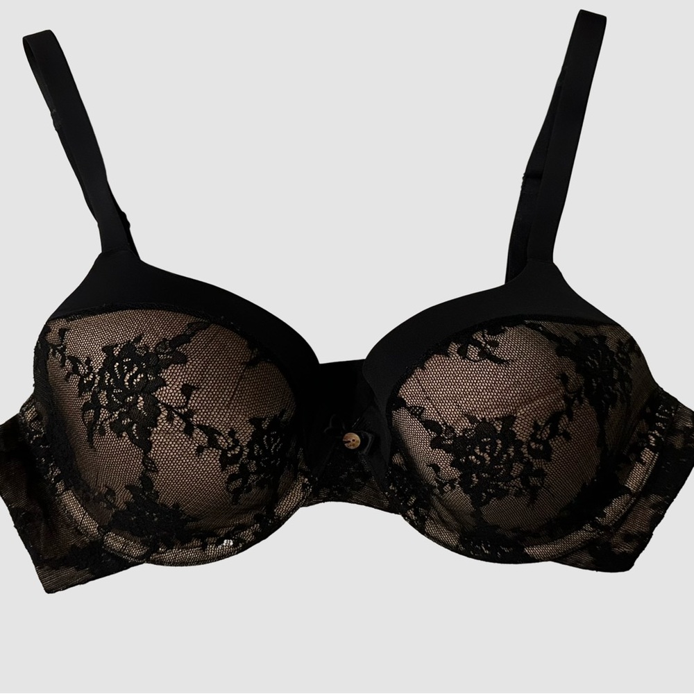 Felina Lingerie 38D Black Lace with Beige Under Bra - Picture 2 of 12